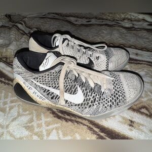 Kobe 9 Elite Low Beethoven